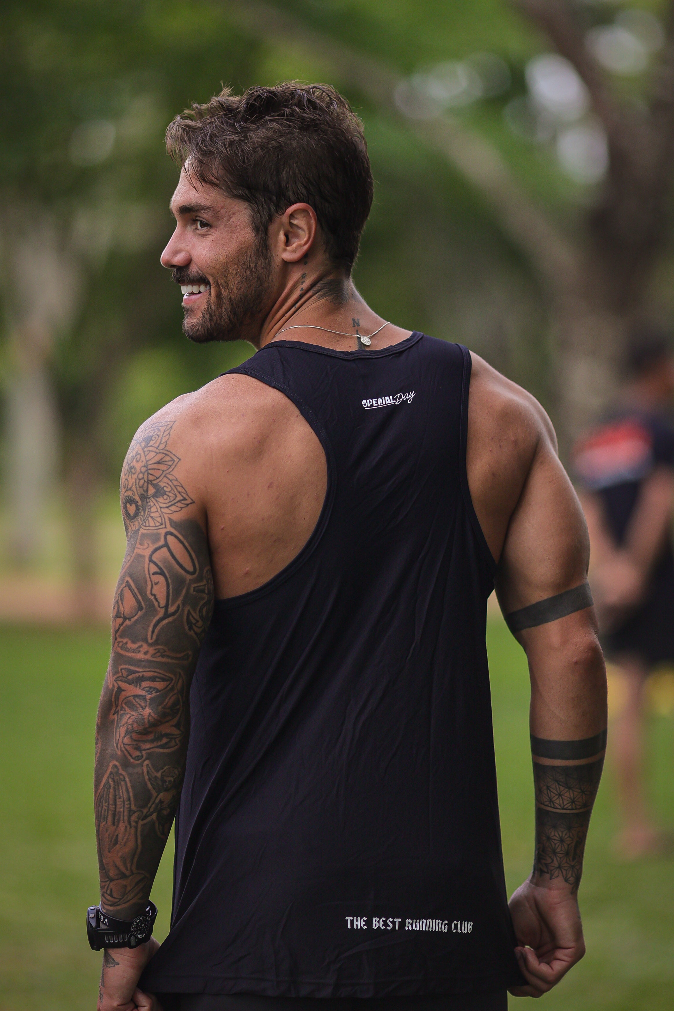 Regata Preta Performance